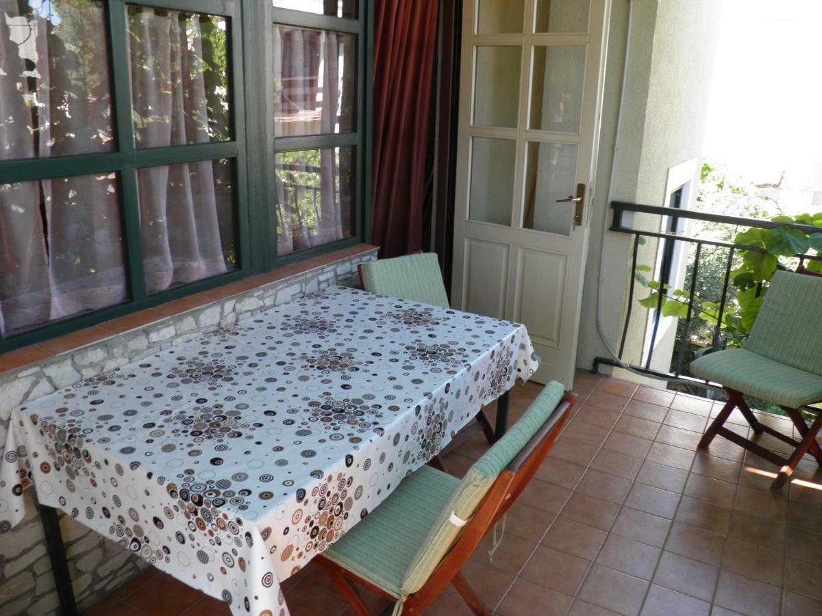 Apartman Mia Biograd Biograd Na Moru Extérieur photo